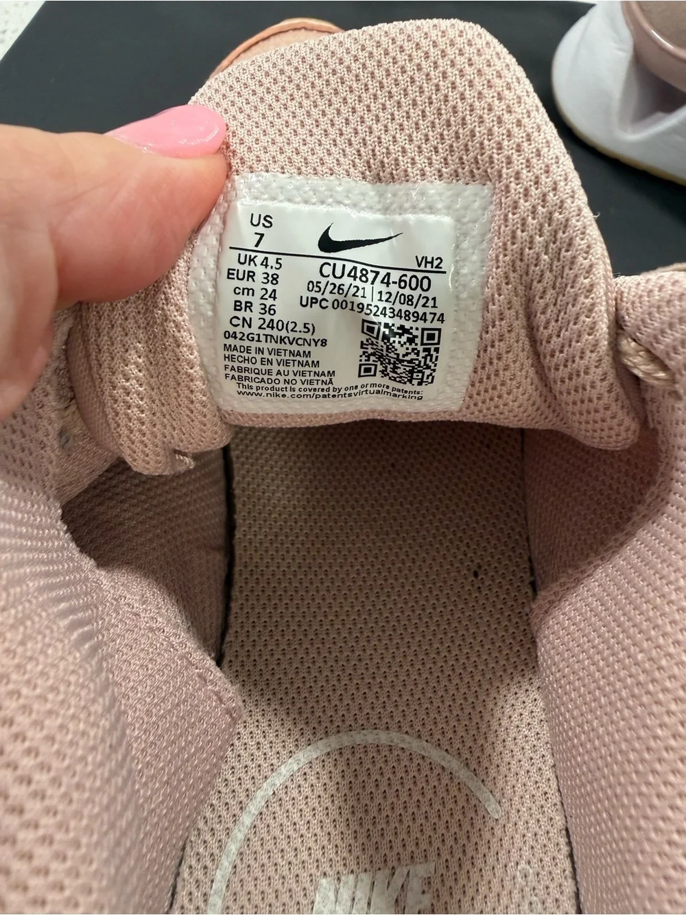 Nike woman’s ryz